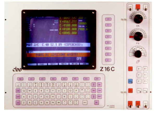 D15 Terminale video colore Z16 